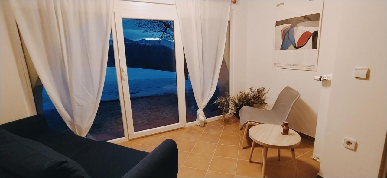 Apartamento Kmetija Pecnik Prevalje Exterior foto