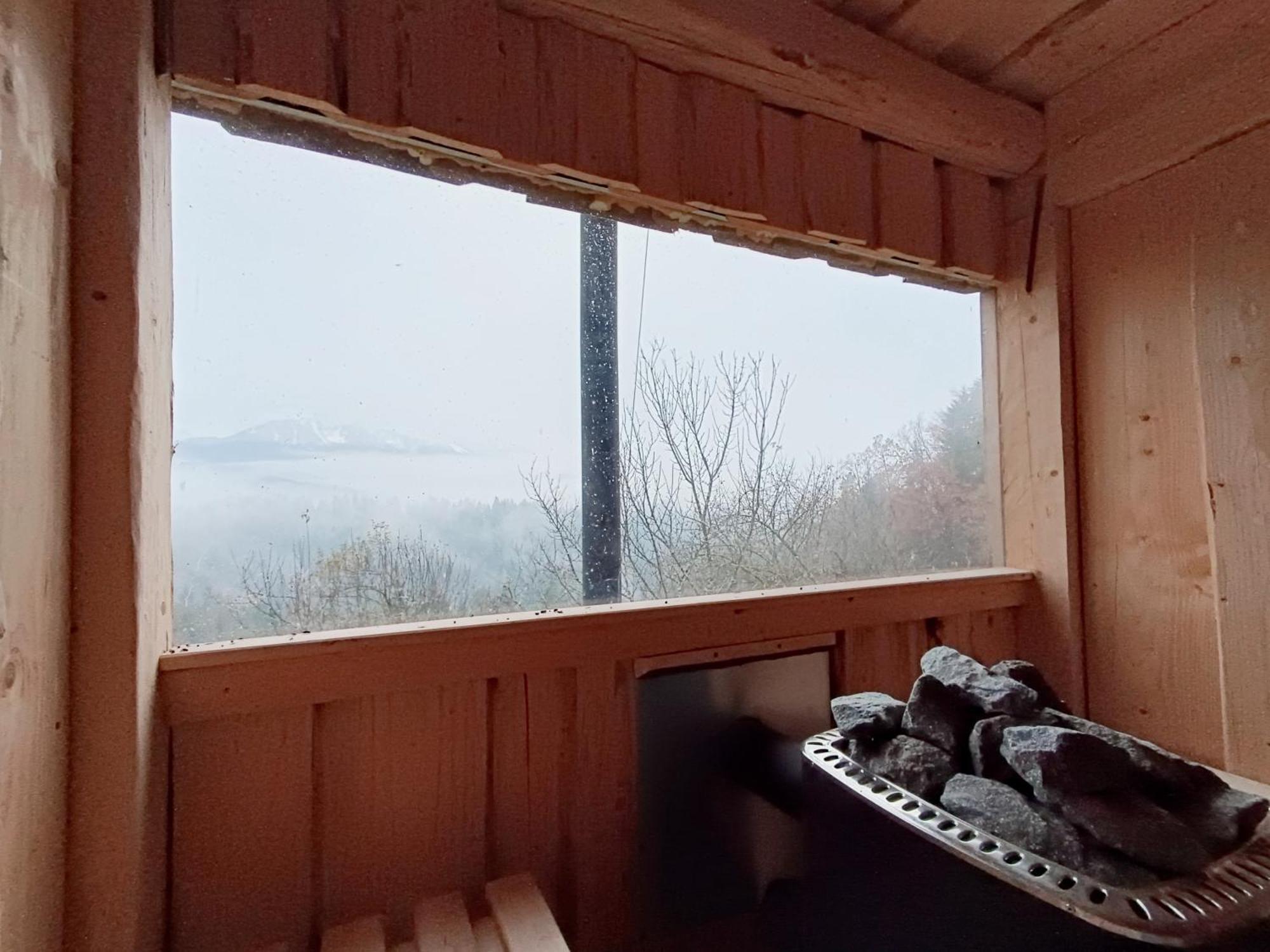 Apartamento Kmetija Pecnik Prevalje Exterior foto